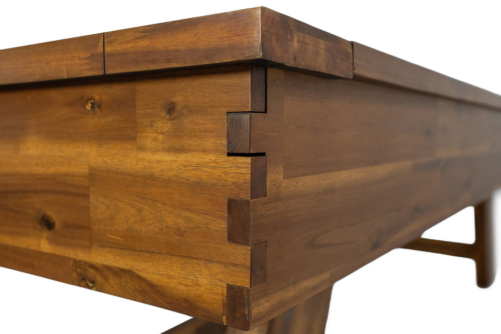 Legacy Billiards Barren Outdoor pool table – Barren OD BT NA Corner Closeup